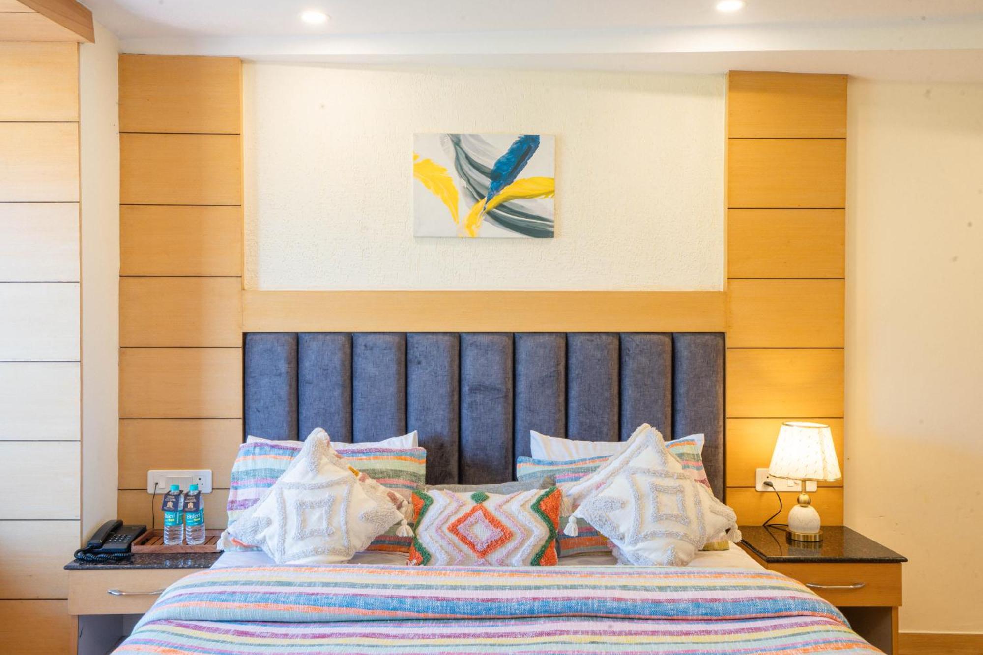 Super Hotel By Perfectstayz Mall Road Mussoorie Bagian luar foto