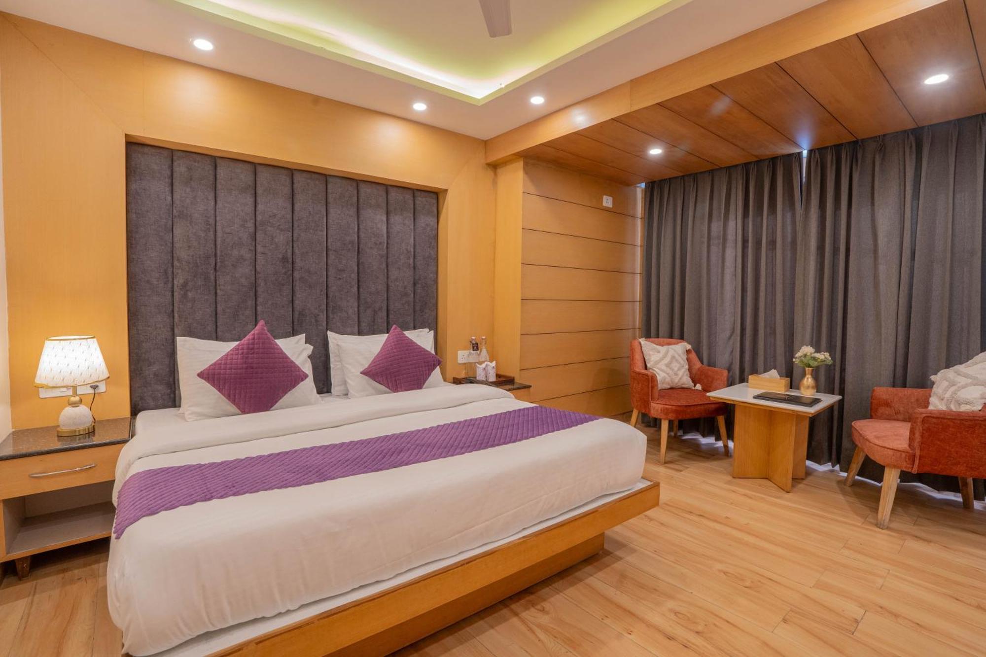 Super Hotel By Perfectstayz Mall Road Mussoorie Ruang foto
