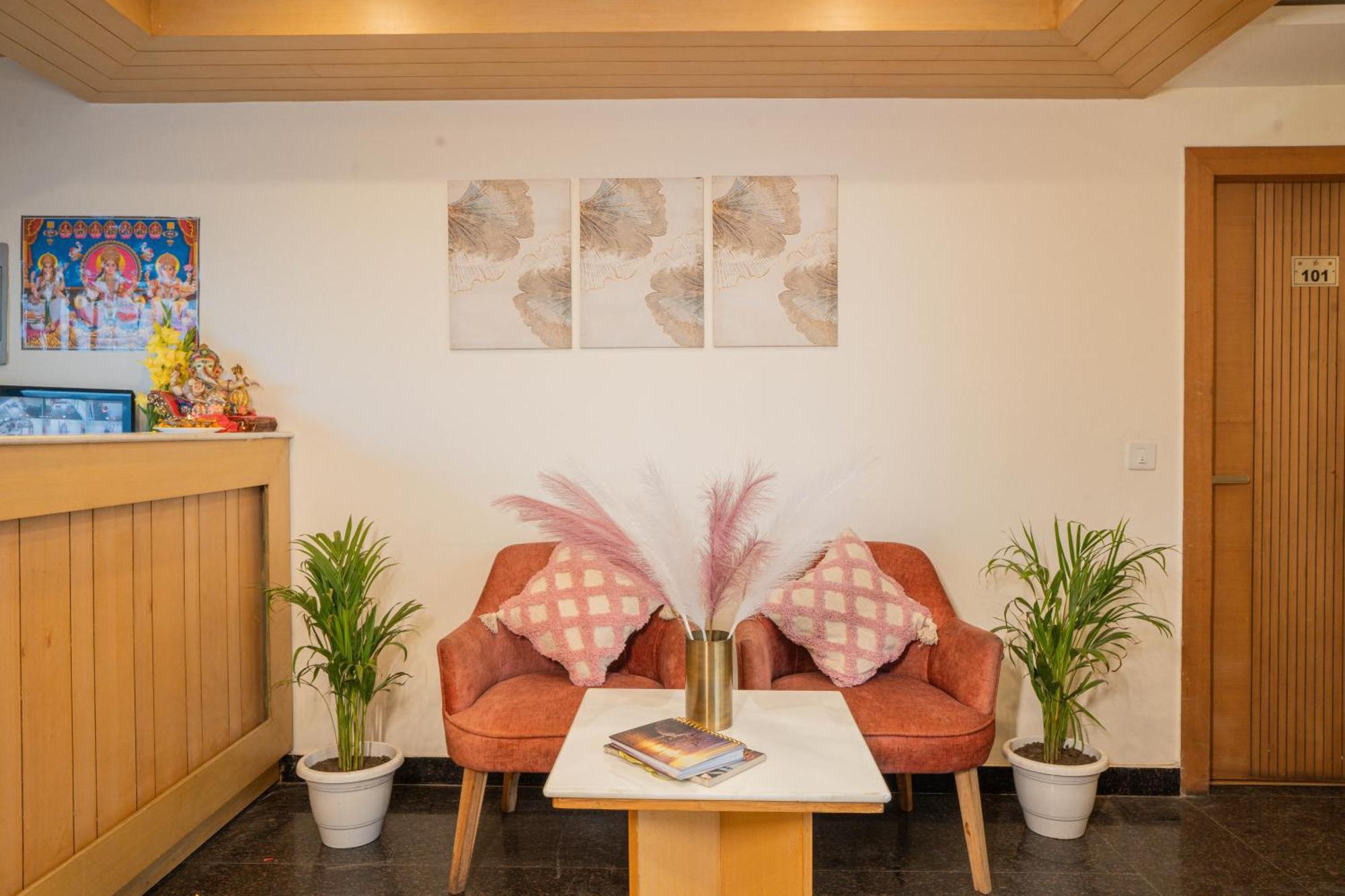 Super Hotel By Perfectstayz Mall Road Mussoorie Bagian luar foto