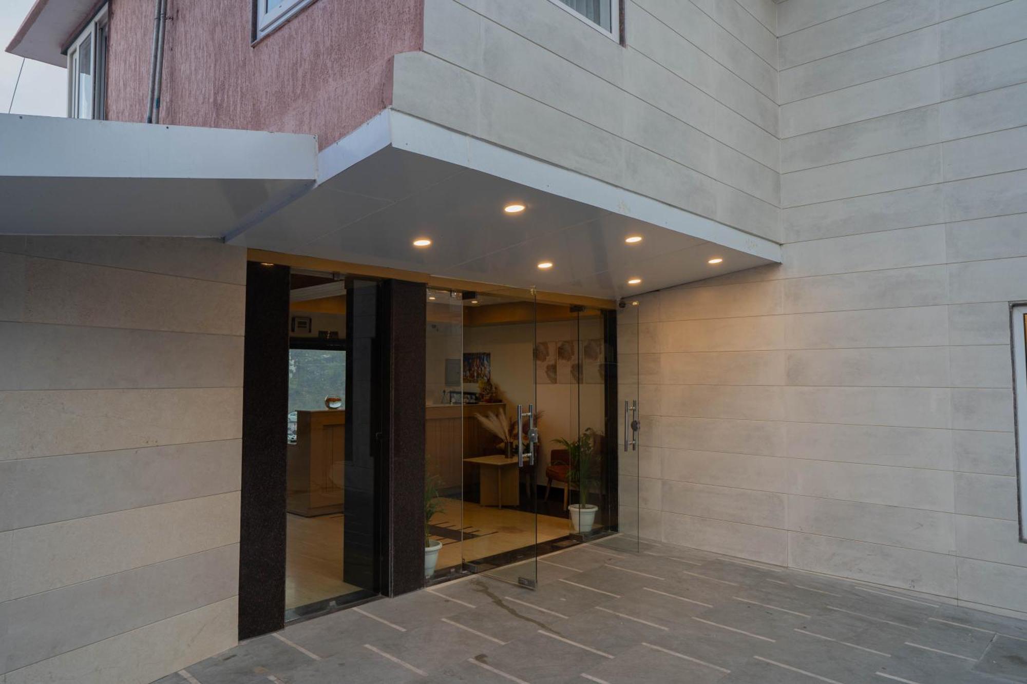 Super Hotel By Perfectstayz Mall Road Mussoorie Bagian luar foto