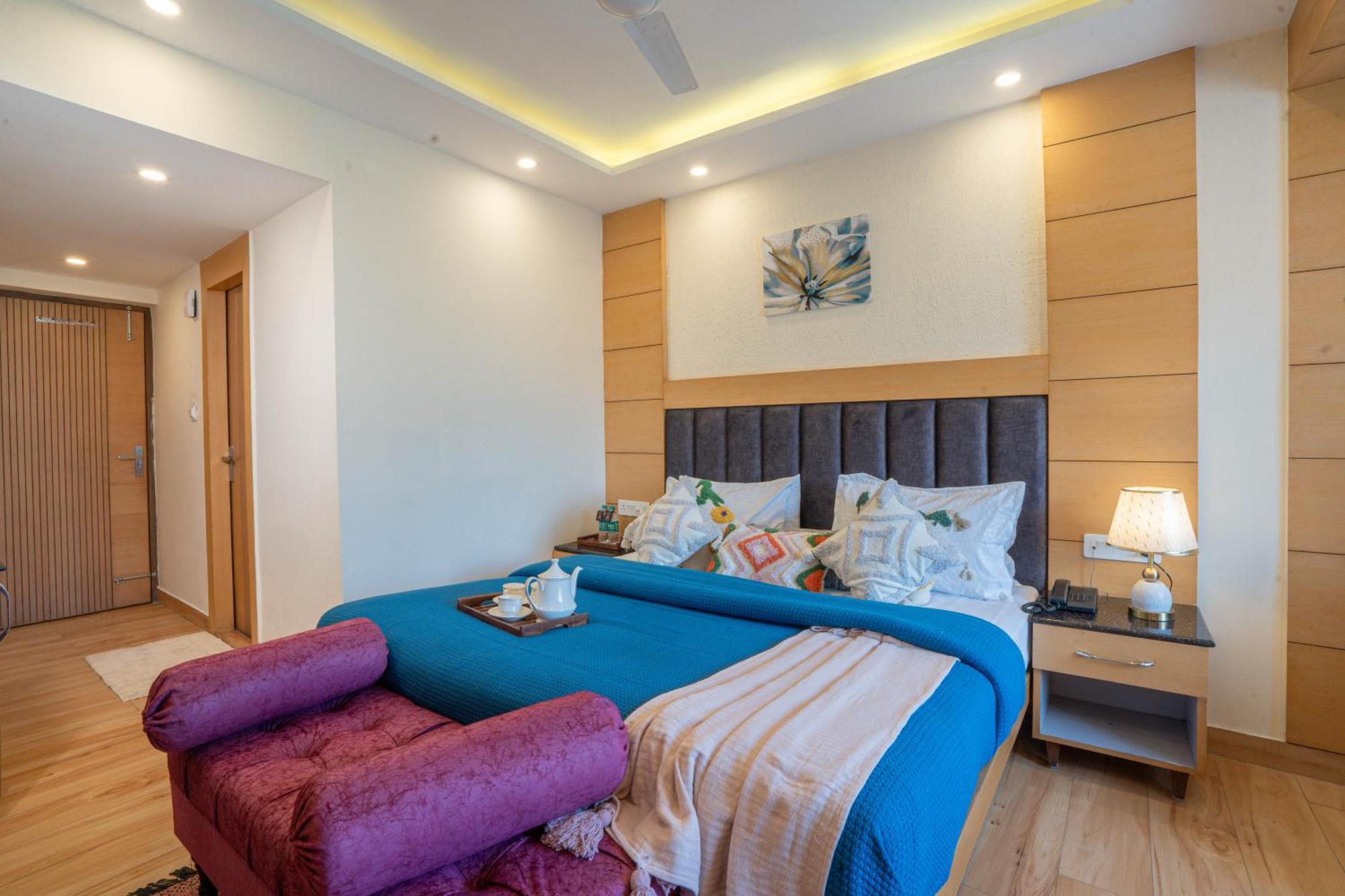 Super Hotel By Perfectstayz Mall Road Mussoorie Bagian luar foto
